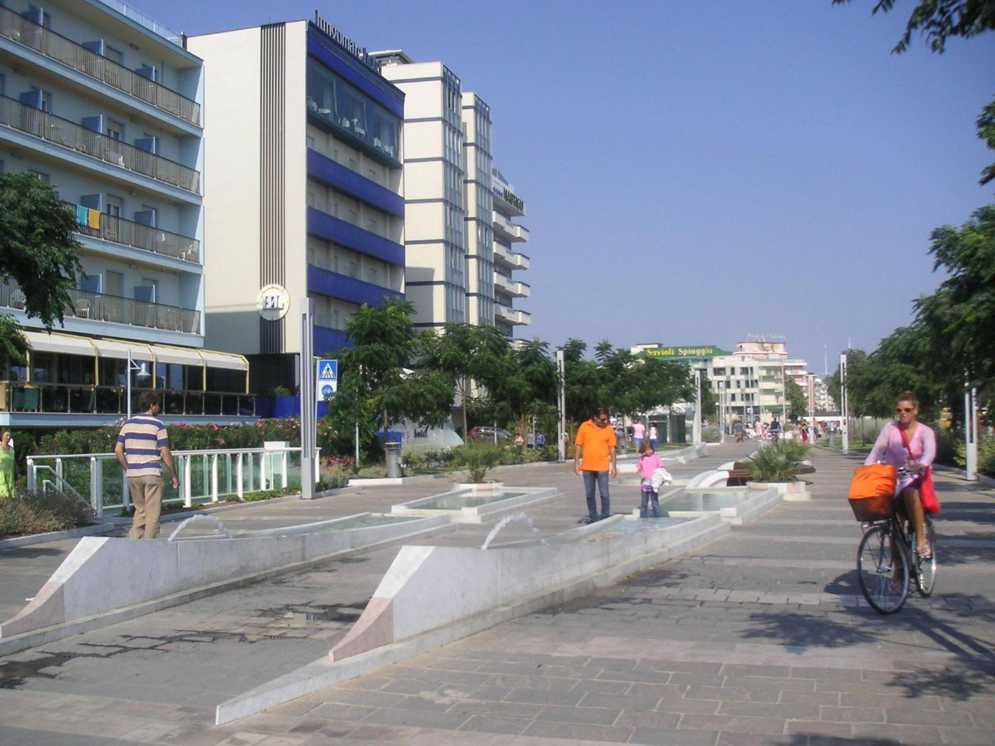 Hotel Canasta Riccione Exteriér fotografie
